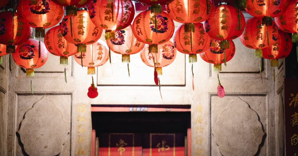 Exploring the Origins and Meaning Behind Chinese New Year Cuisine